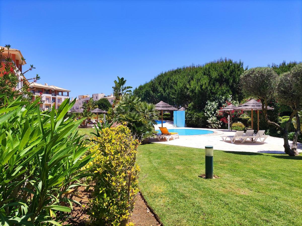 Fabulous Sunny Pool&Garden Condo By Becherish Albufeira Dış mekan fotoğraf